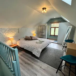 https://cosy-little-house.hotelsghent.com